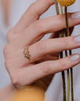 anello oro giallo fatto a mano italia piccola fedina ghirigori