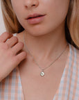 collana regolabile argento catena sottile ciondolo bottoncino madreperla bianca made in italy