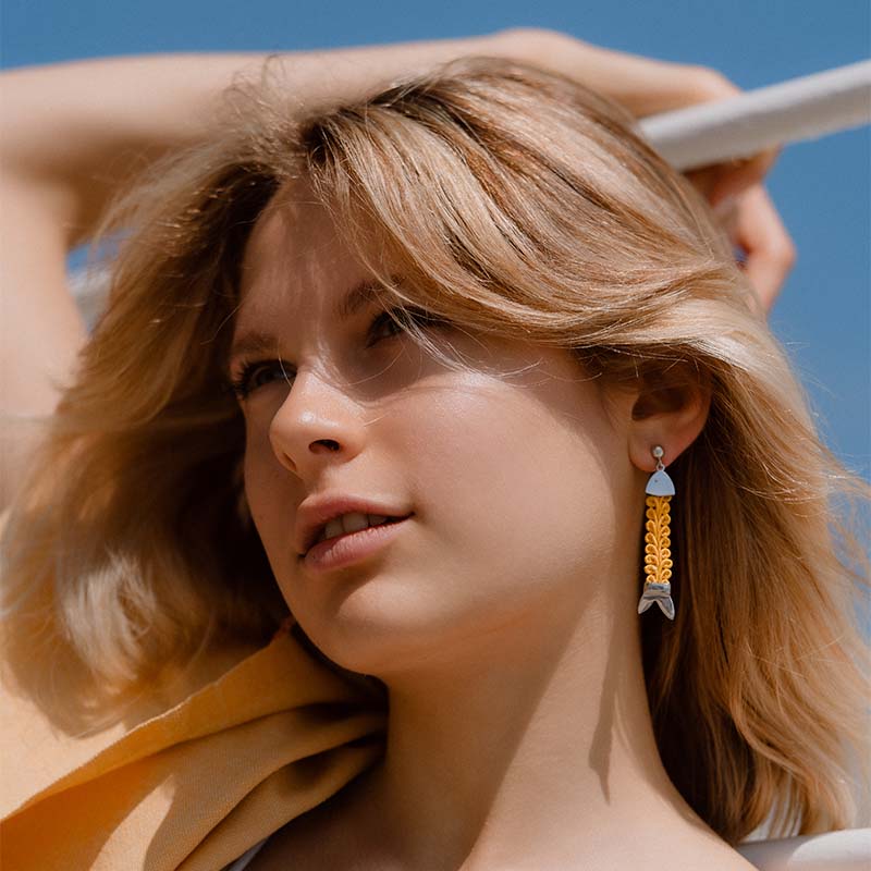 orecchini argento passamaneria nastro pendenti pesci giallo 